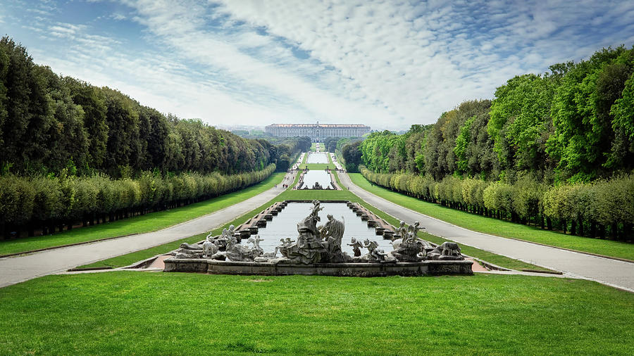 Royal Gardens Photograph by Bill Chizek