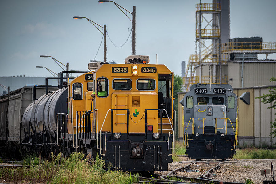 RSSX LEAF switchers 8345 and 3429 at Decatur Illinois Photograph by Jim Pearson