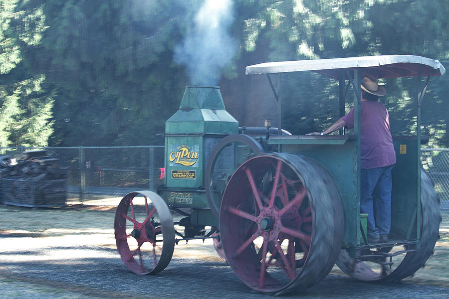 Rumely Oil Pull Tractor Photograph by Cheryl Day