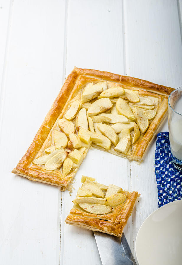 Rustic Apple Tart Photograph by PeteerS