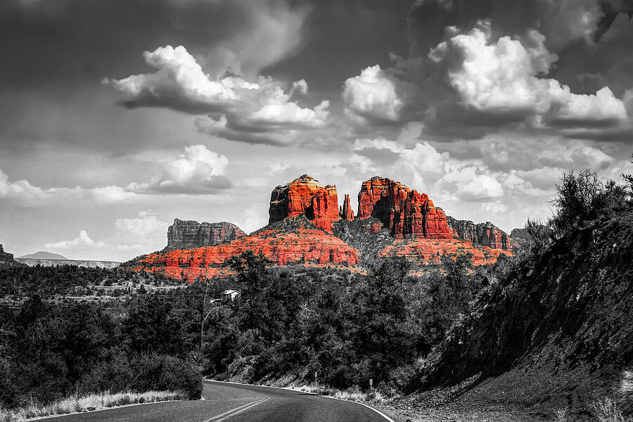 Rustic Roadway To Cathedral Rock In Sedona Arizona - Selective Color Photograph by Gregory Ballos