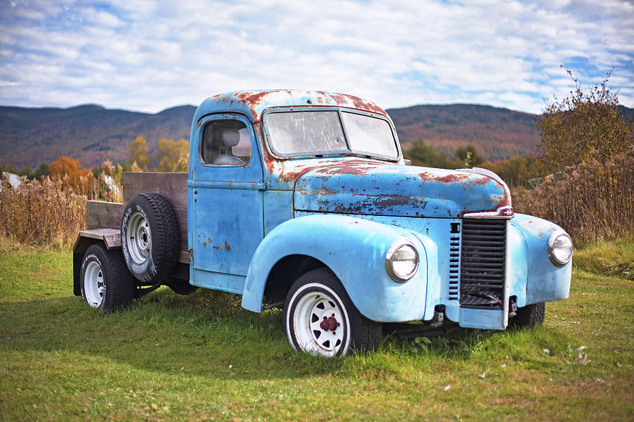 Rusty Blue Truck Photograph by Eric Gendron
