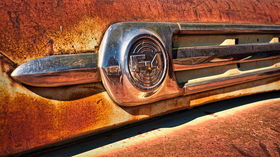 Rusty F-4 Truck Photograph by Stuart Litoff