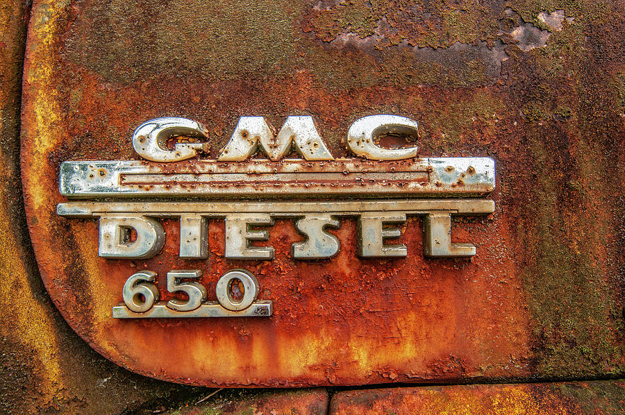 Rusty GMC Diesel 650 Photograph by Matthew Irvin