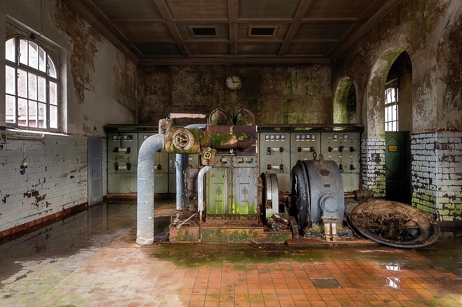 Rusty Machines Photograph by Roman Robroek