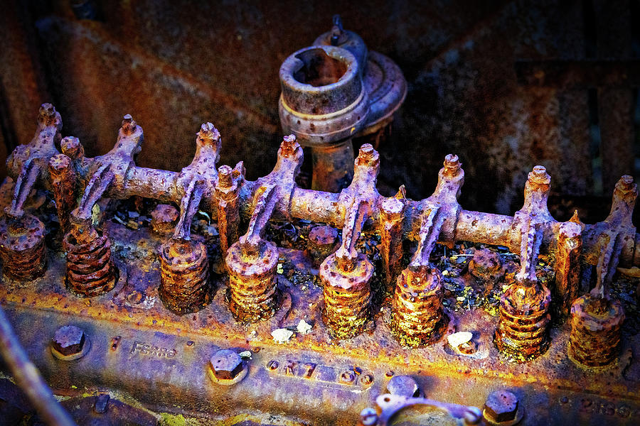 Rusty Truck Camshaft Photograph by Jerry Cowart
