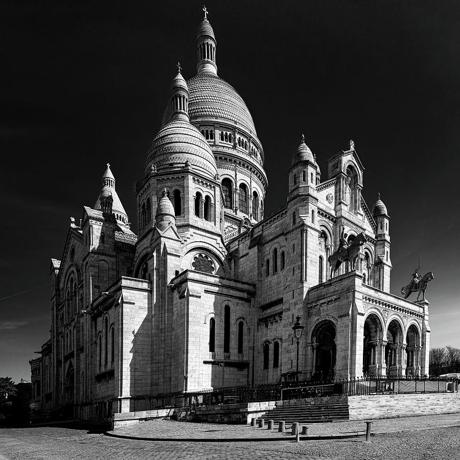 Sacre Coeur de Montmartre Photograph by Chris Lord
