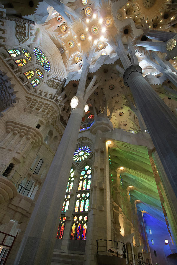 Sagrada Familia - Vertical Photograph by James Cummings | Pixels