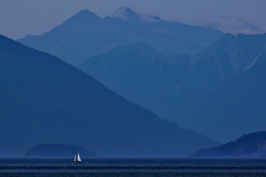 Sailing Alaskas Fjords Photograph by Russ Harris