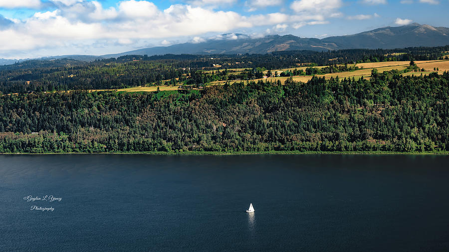 Sailing Up the Columbia River Photograph by G Lamar Yancy