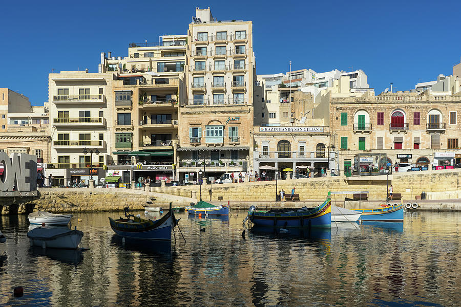 Saint Julians Paceville Charming Harbour - Mediterranean Colors in ...