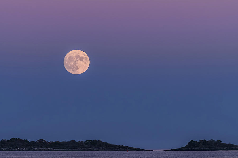 Salem Ma. Super Moon Photograph by Michael Hubley