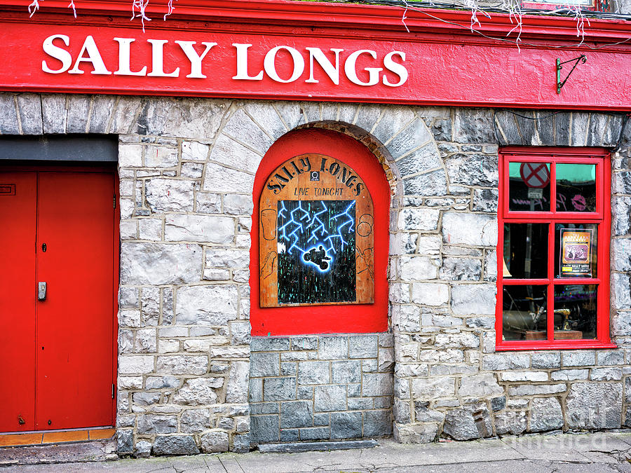 Sally Longs Galway Photograph by John Rizzuto