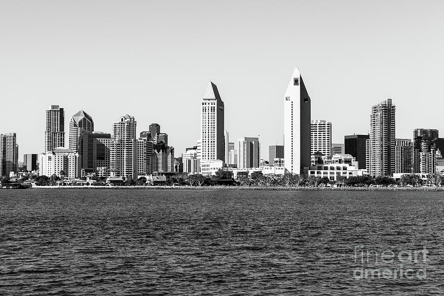 San Diego Photograph - San Diego City Skyline Black and White Photo by Paul Velgos