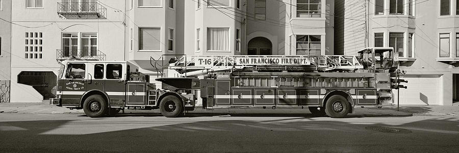 San Francisco Fire Truck USA Photograph by Sonny Ryse