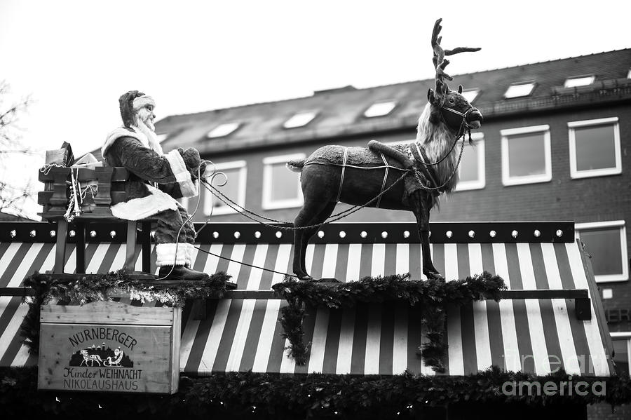 Santa Claus at the Nuremberg Christkindlesmarkt Photograph by John Rizzuto