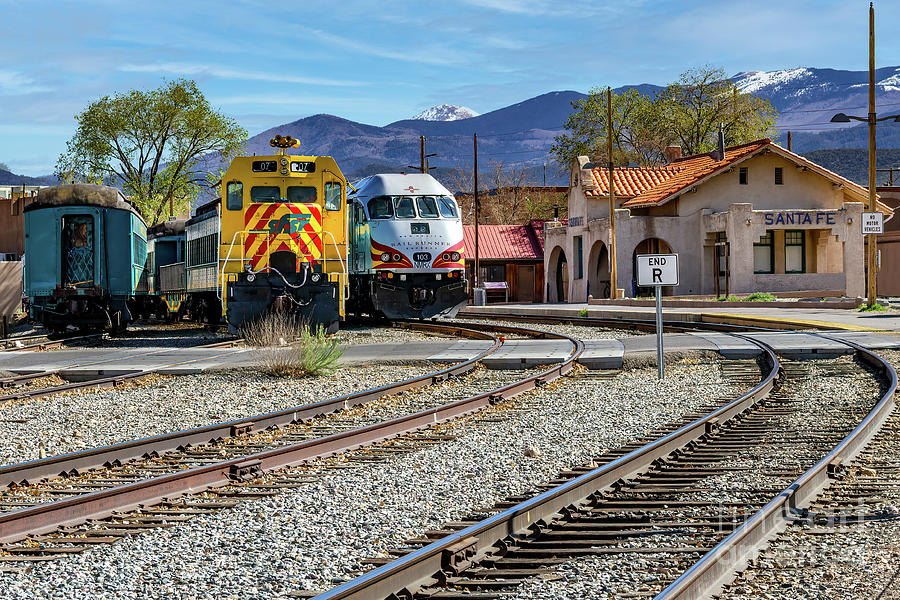 Santa Fe Train Depot Photograph by Roslyn Wilkins