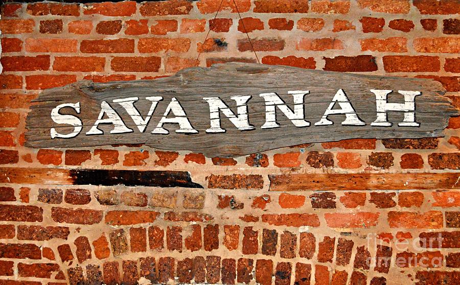 Savannah Sign Photograph by Linda Covino - Fine Art America