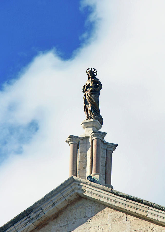 Scared Heart Jesus Statue Photograph by Munir Alawi - Fine Art America