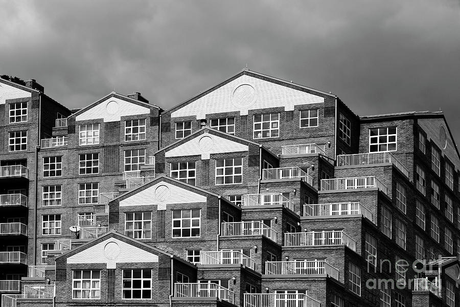 Baltimore Photograph - Scarlett Place Condominiums in black and white Baltimore by James Brunker