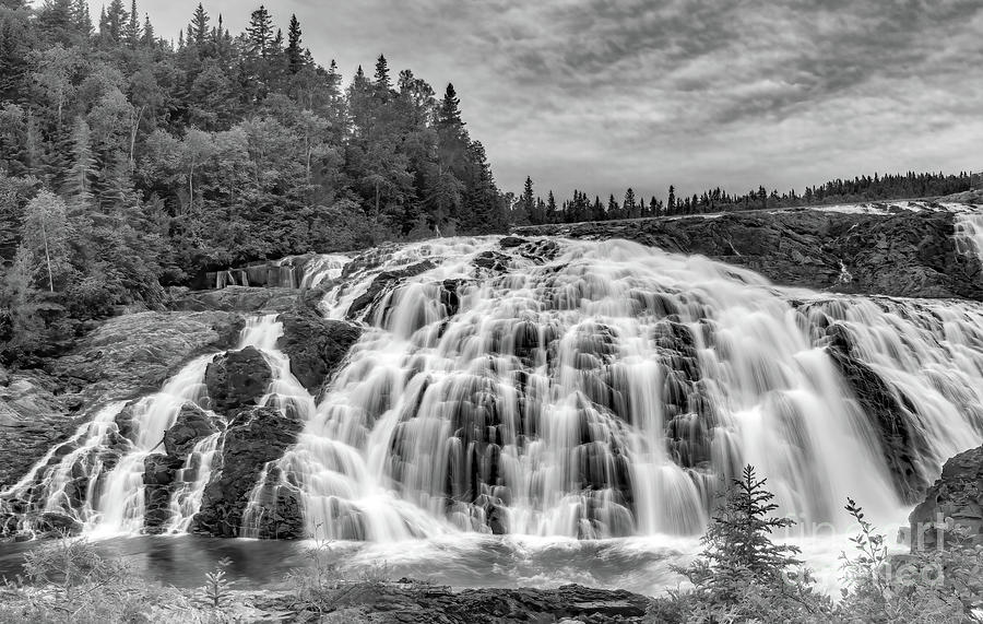 Scenic High Falls  Photograph by Charline Xia
