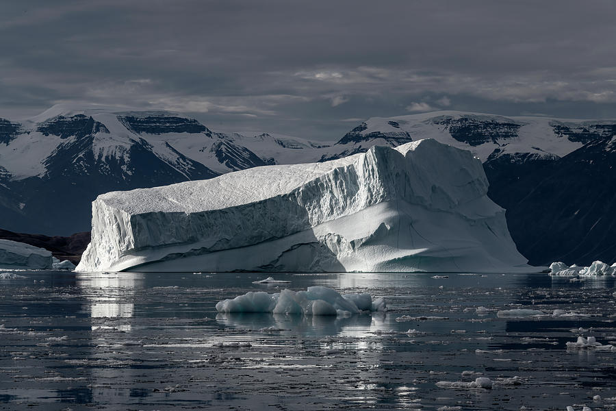 Scoresby Sound 4426 Photograph by Bob Neiman - Fine Art America