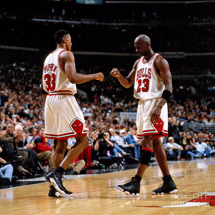 Scottie Pippen and Michael Jordan by Nathaniel S. Butler