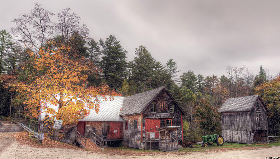 Scribners Mill Autumn Photograph by Richard Bean