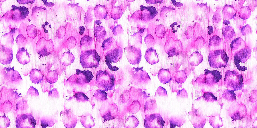 Seamless Watercolor Animal Art Print. Light Cheetah Skin Pattern. Tiger Fashion Cloth Print. Seamless Purple African Wild Background. Watercolor Print Texture. Watercolor Splash Photograph