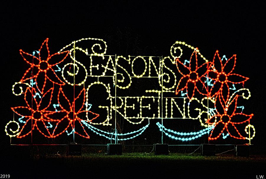 Christmas Photograph - Seasons Greetings by Lisa Wooten