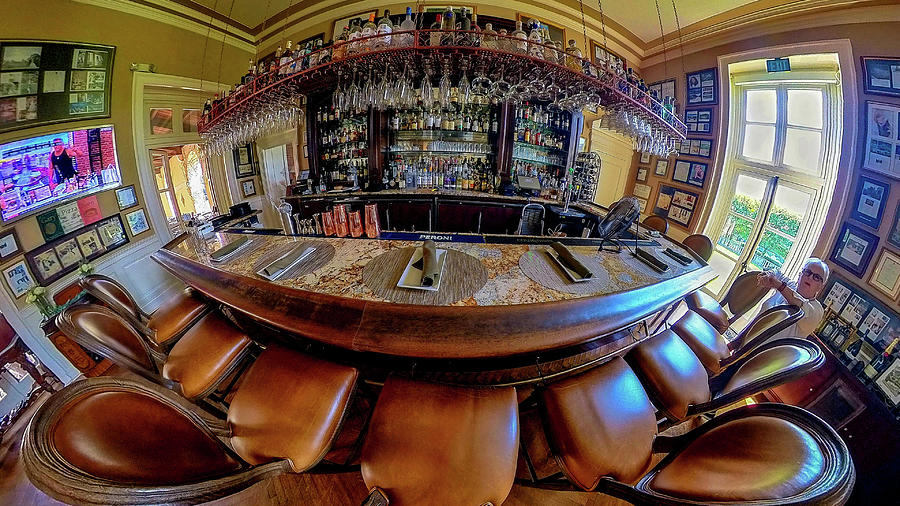 Seat at the bar Photograph by Roni Chastain