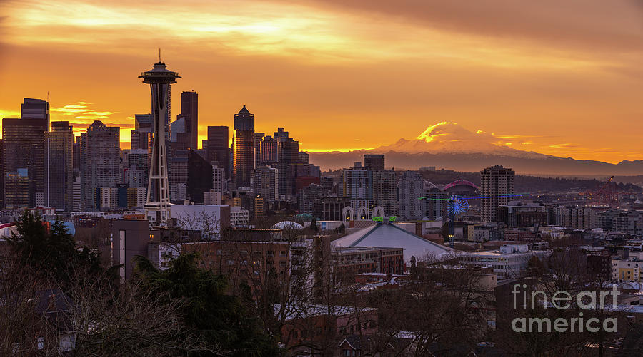 Seattle Kerry Park Golden Sunrise Photograph