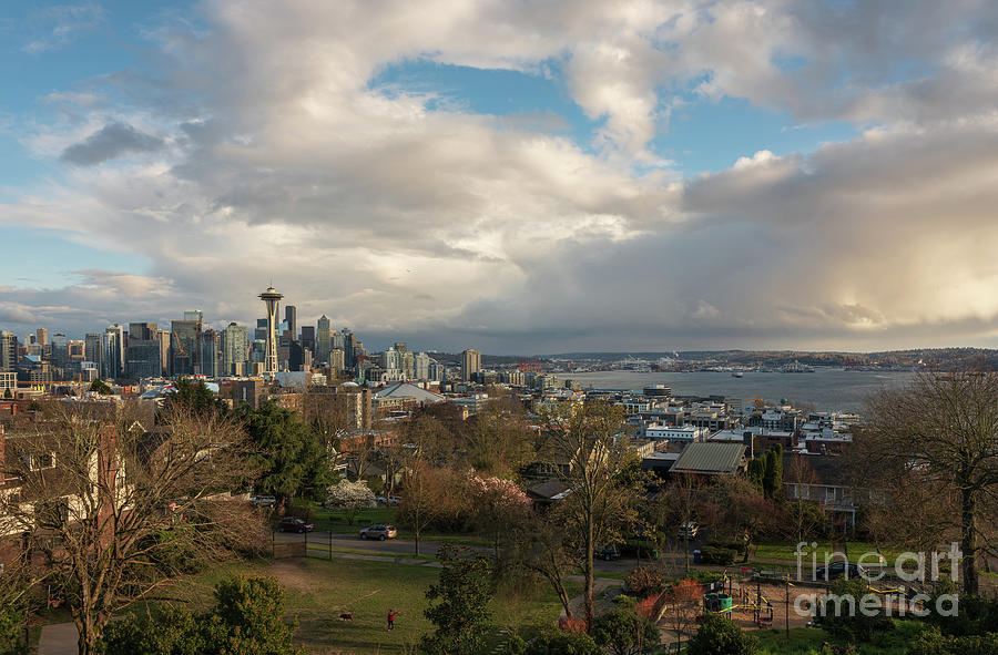 Seattle Photograph - Seattle Kerry Park Photography by Mike Reid