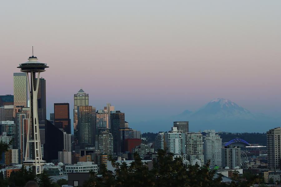 Seattle Skyline Photograph by David Ravenscroft - Fine Art America