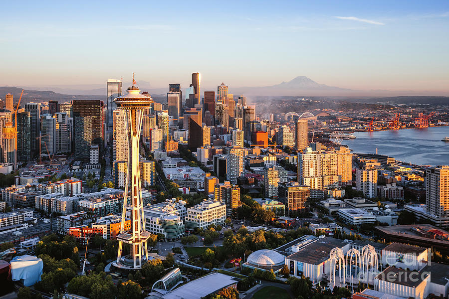Seattle skyline Photograph by Matteo Colombo