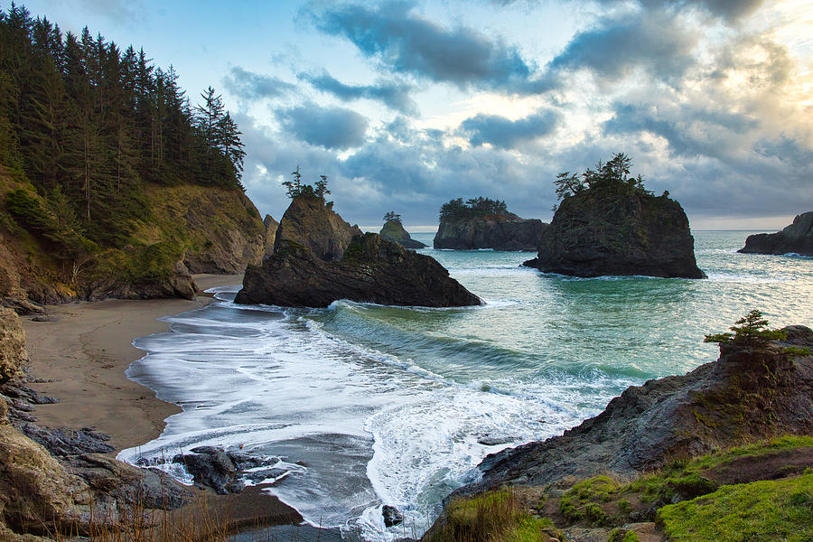 Secret Beach Photograph by Lynn Hopwood - Fine Art America