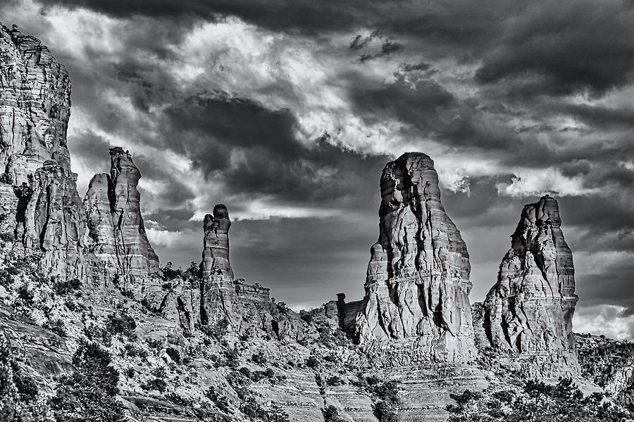 Sedona Rock Formations - Arizona Photograph by Stuart Litoff