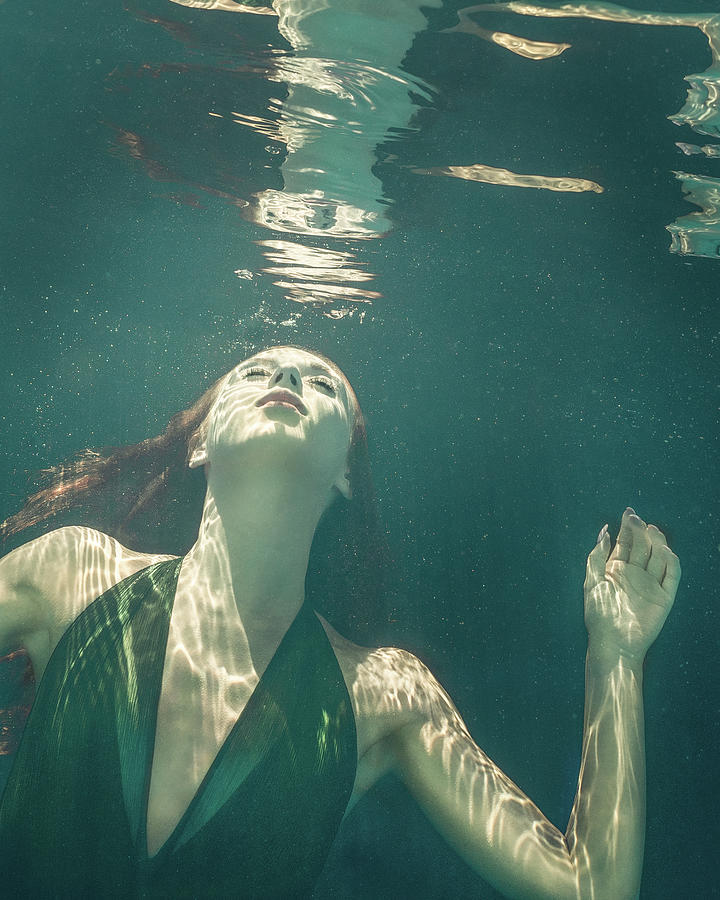 Underwater Photograph - Serena Rises Light Green by Tina Gutierrez