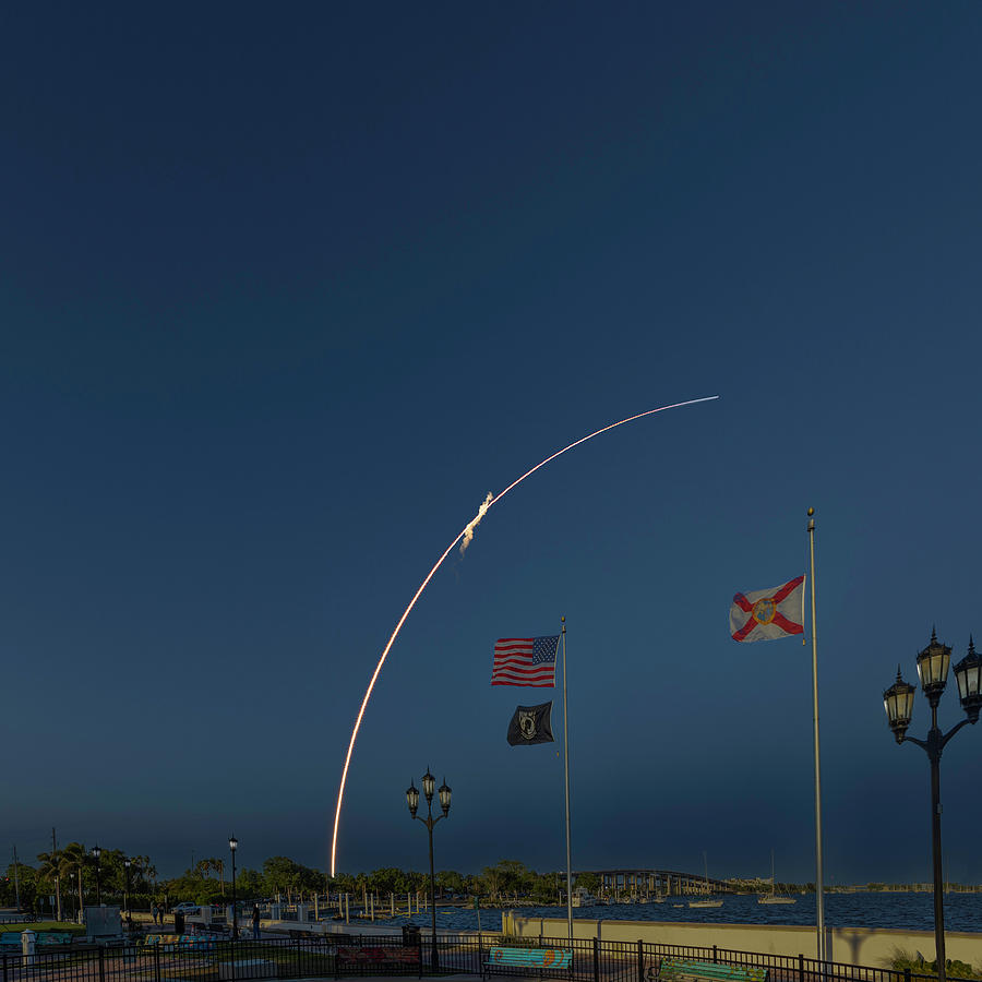 SES 18  and 19 Launched from Pad 40 Photograph by Gordon Elwell