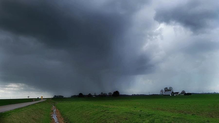 Severe Storm Near Keysburg, Kentucky  Photograph by Ally White