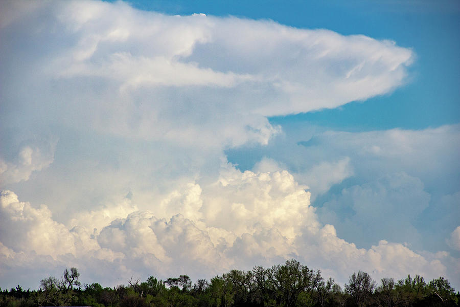Severe Storms in South Central Nebraska 034 Photograph by Dale Kaminski