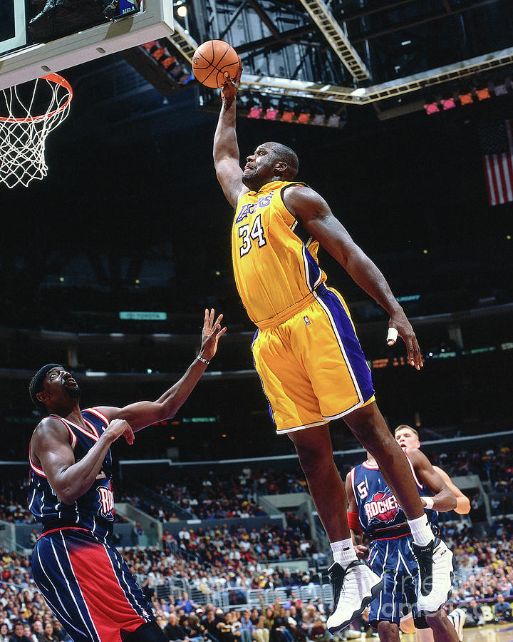 Shaquille Oneal Photograph by Robert Mora