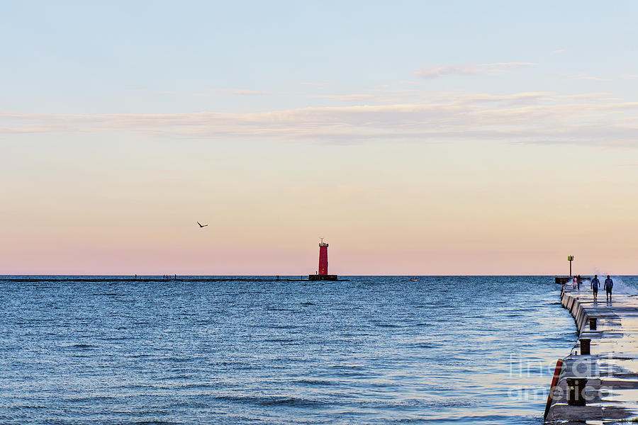 Sheboygan Breakwater Light Photograph by Scott Pellegrin - Fine Art America