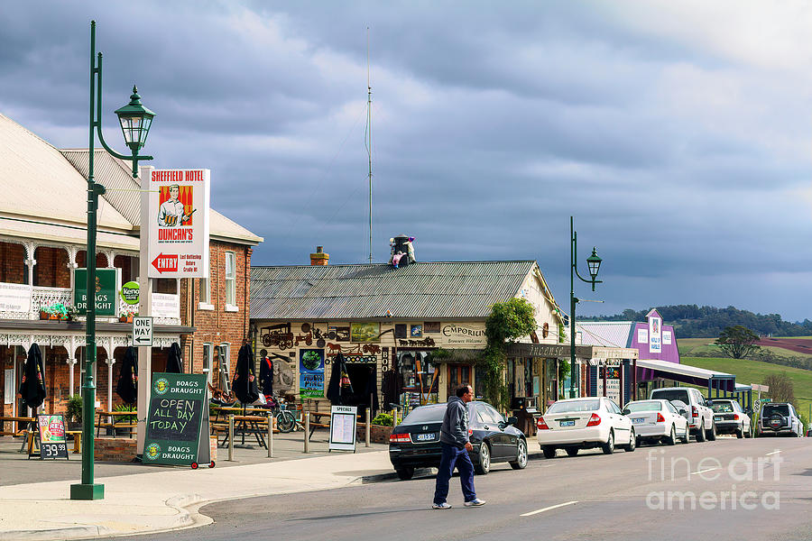 Sheffield Shopfronts, Tasmania, Australia Photograph by Elaine Teague