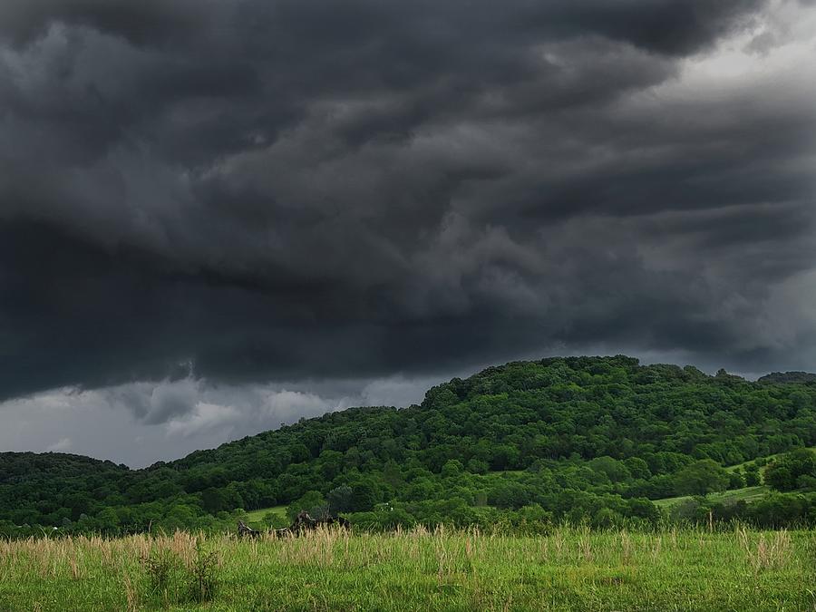 Shelf Cloud Near Hartsville, Tennessee  Photograph by Ally White