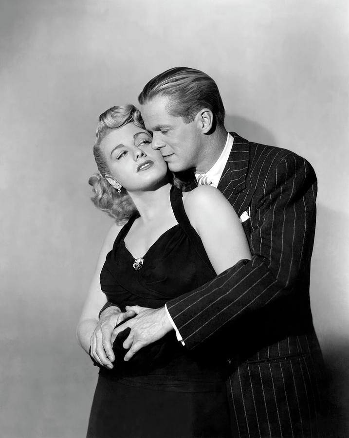 SHELLEY WINTERS and DAN DURYEA in LARCENY -1948-, directed by GEORGE SHERMAN. Photograph by Album