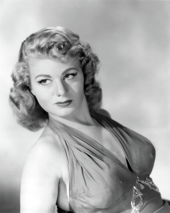 SHELLEY WINTERS in A DOUBLE LIFE -1947-, directed by GEORGE CUKOR. Photograph by Album