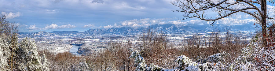 Shenandoah Valley 2022 First Snow Day Photograph by Lara Ellis