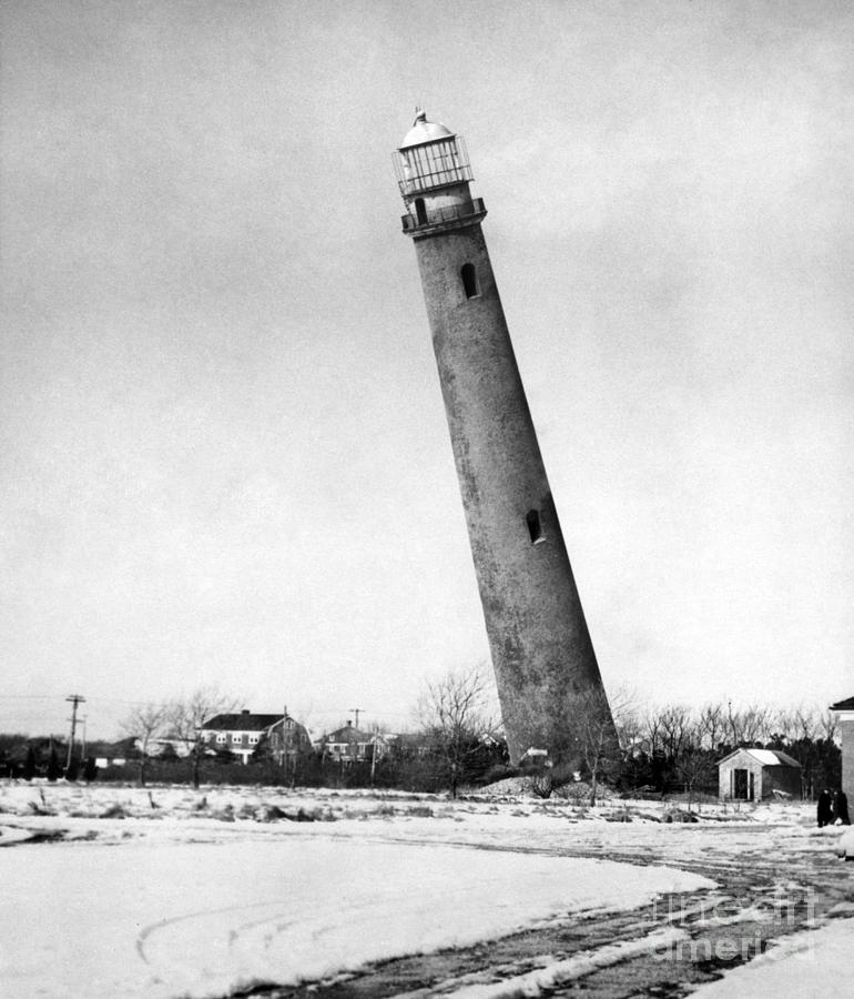 Shinnecock Lighthouse Demolition, 1948 Photograph by Granger