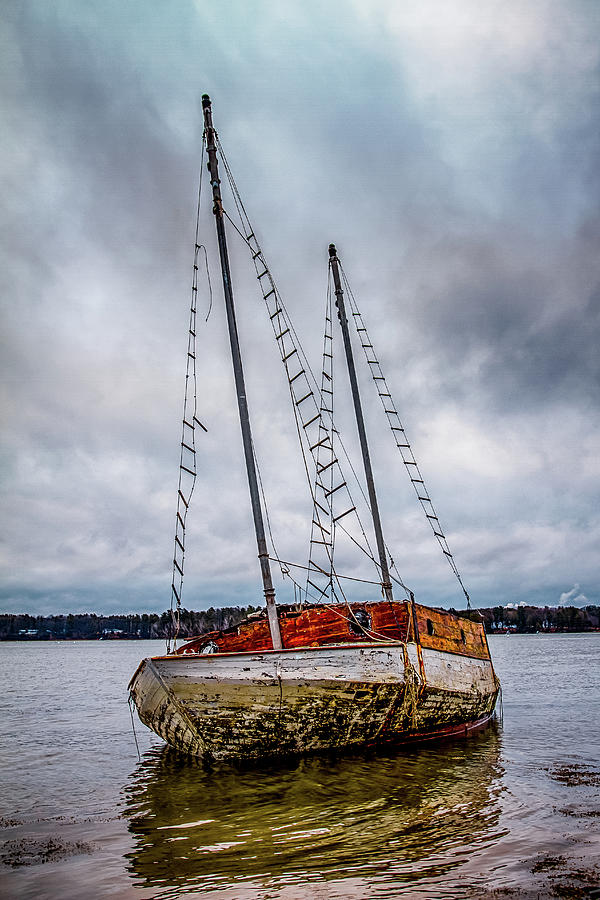 Shipwreck.  Photograph by Jeff Sinon